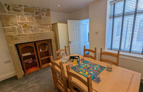 3 Bed City Home - South Facing Patio - 4-5 Beds - Foto 5