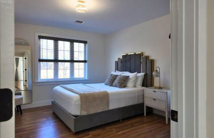 Catskills Escape Hot Tub Massage Chairs & Games - Foto 25