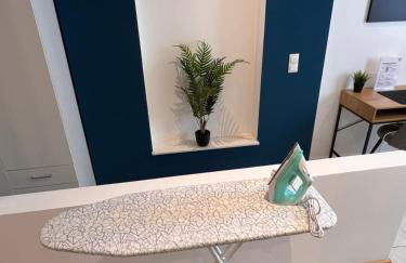 Groß, modern, vollausgestattet, gemütlich mit Küche und Parkplatz für Urlaub oder Business - Foto 30