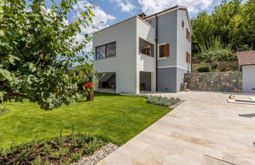 Villa Grey Stone - Photo 22