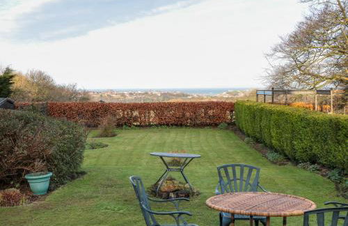 Sneaton Hall Apartment 4 - Photo 15