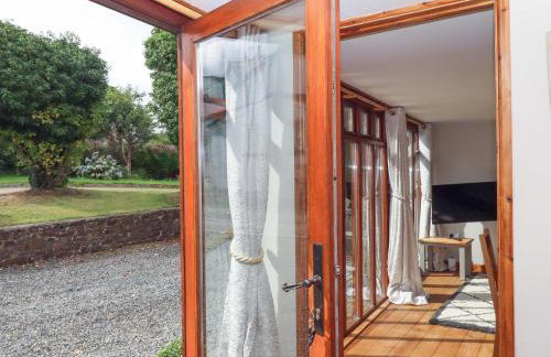 Church Barn - Photo 4