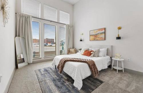 Serene Frisco Apt with Pool, EV Charger and Gym - Foto 17