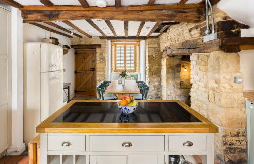 Wold House 18th century Cottage Barn - Pass the Keys - Photo 12