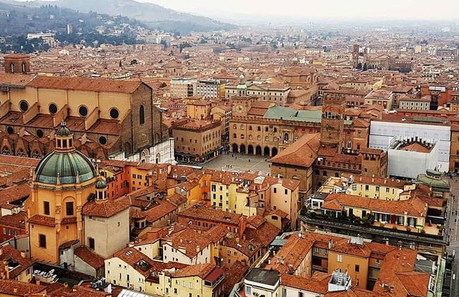 Private Transfer: Florence to Venice with Stop in Bologna - Photo 6