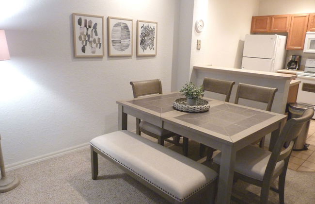 Near Theme Parks! Gorgeous 3 BR Town Home, Splash Park, Pool, Lake, And More! - Foto 10