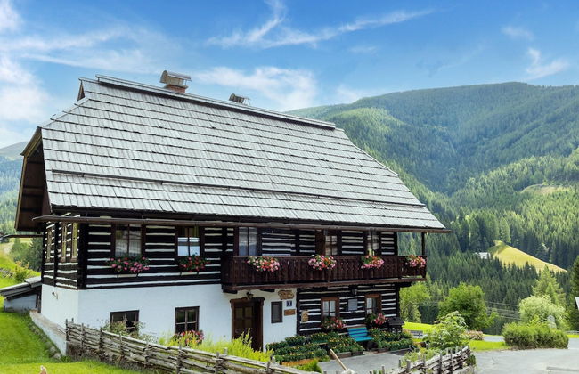 Holiday Home in Bad Kleinkirchheim - Photo 1