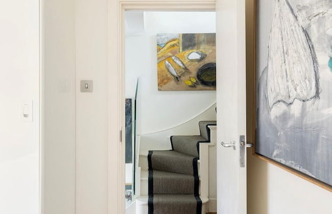 Unique 2bed Apartment, Portobello Rd - Photo 20