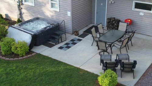 The Hemlock/Hot Tub/Golf/Private Yard - Foto 2