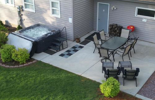 The Hemlock/Hot Tub/Golf/Private Yard - Foto 2