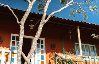 Casa confortável, pertinho da cidade e conectada a natureza - Foto 11
