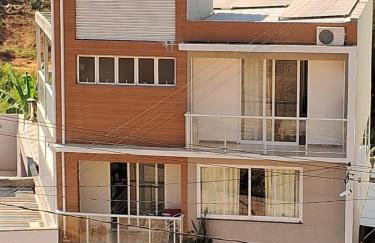 Casa grande com 3 suítes, piscina e área gourmet com churrasqueira - Foto 9