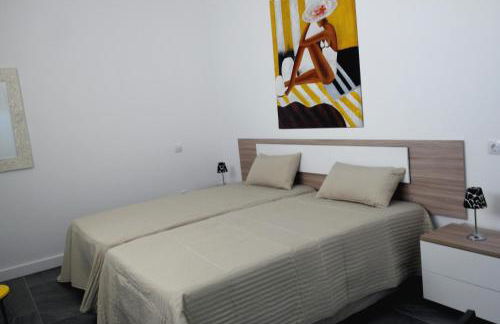 VillasRoyale Trespalomas - An Iconic Villa for Elevated Getaways! - Foto 25