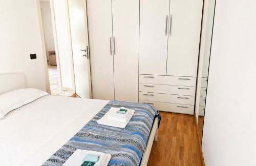 GuestHost - Piana di Solaro Modern Flat & Swimming Pool - Foto 6