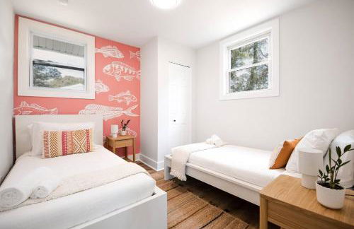 Casa del Mar - Bold, Bright & Steps to the Sand! - Foto 29