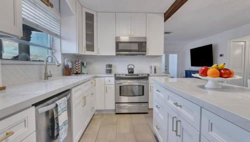 7-Person Luxury Spa, Fenced Paradise, Beach Vibes - Foto 2