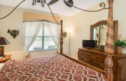 Mickeys Sunspot - 6 bed Emerald Island Resort pool home - Foto 11