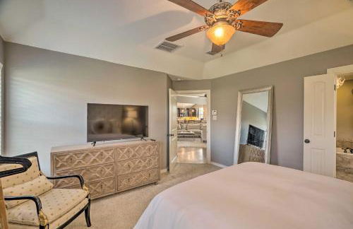 Luxe Midland Retreat with Patio, Grill and Yard! - Foto 17