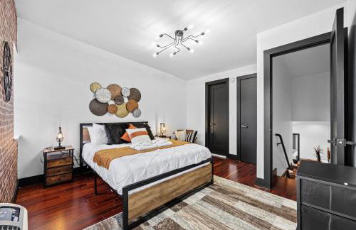 Rustic Chic 4BR for Groups - Bushwick's Finest Stay - Foto 26