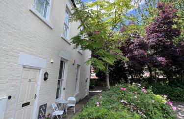 Fabulous 2 bed Historic Ground floor apartment Belper with free car parking next to property - Foto 56