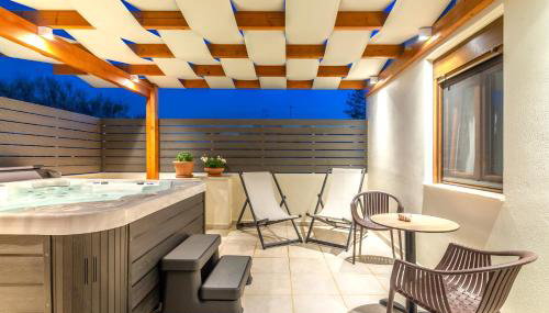 Eleni Luxury Maisonette with Jacuzzi - Foto 2