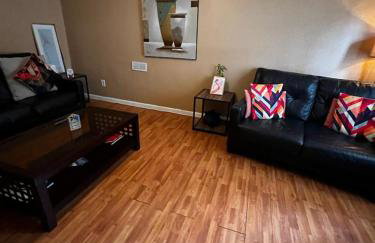 #2BR Cozy Villa - Mins to Historic STM Amusement Park! - Foto 18