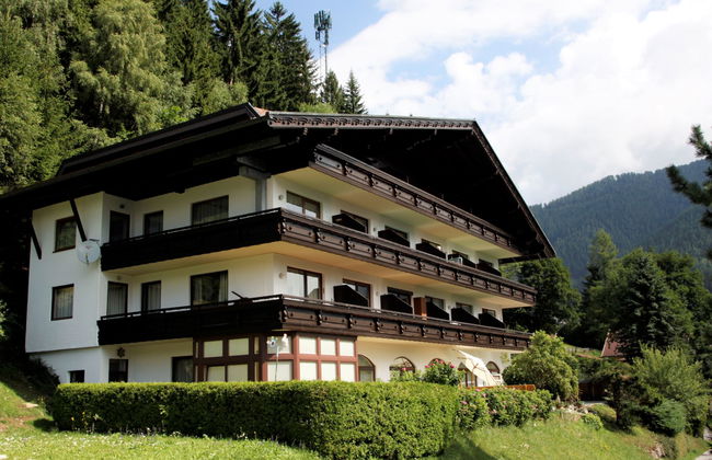 1 bedroom Apartment in Bad Kleinkirchheim with garden - Photo 1