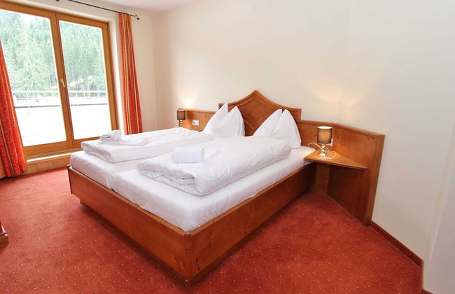 Chalet in Saalbach Near Ski Lift - Foto 3