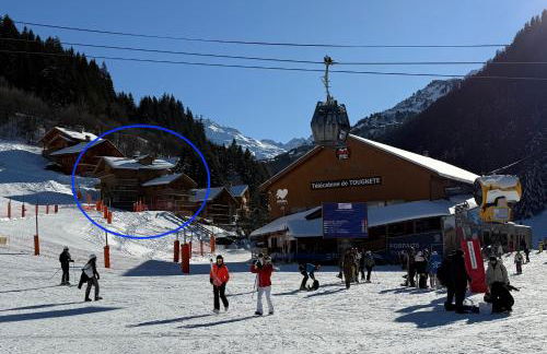 Meribel Centre La Chaudanne, real ski in and out right on slopes, 3 bedrooms 2 bathrooms, newly renovated, Chalet l'Épervière - Foto 27