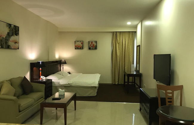 Lily Hotel Suite Mubarraz - Photo 25