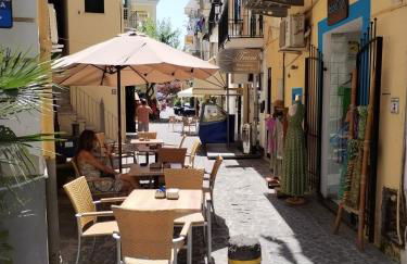 Ischia Ponte Romantic Apartment in the Historical Center and Near the sea - Photo 40