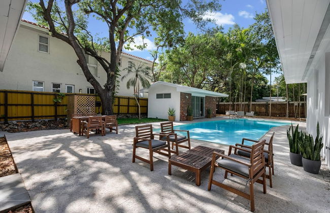 Memory Lane - Family Home With Pool - Foto 20