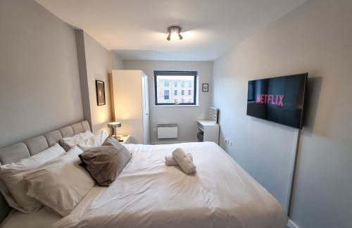 Canal Side Flat by City SuperHost - Foto 9