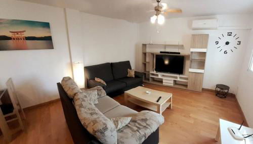 4F, Aire Acondic, 80m2, 2 dormitorios, 4 huéspedes, WIFI GRATIS - Foto 5