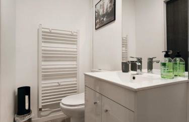 Grand Studio Lumineux Proche Centre-Ville - Foto 10