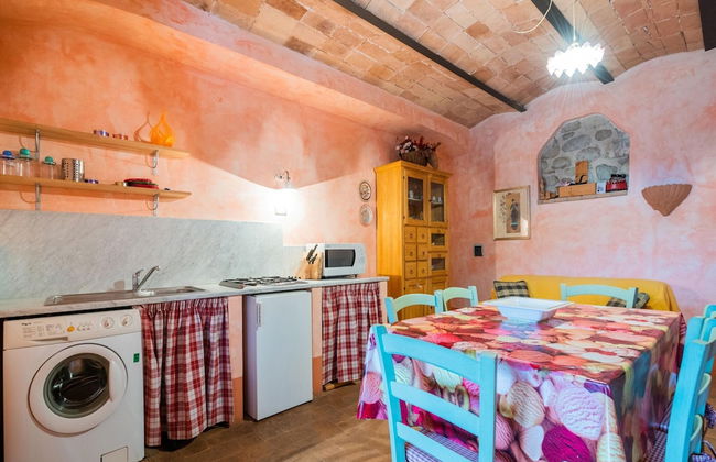 Apartment in Villa With Swimming Pool - Photo 23