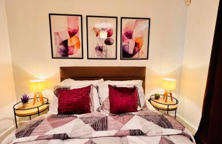 Birmingham City Centre Apartment with Parking - Photo 5