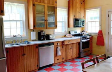 Historic Renovated Barn at Boorn Brook Farm - Manchester Vermont - Photo 6