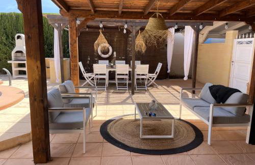 Casa Sol y Mar - villa with private pool in Busot, Alicante - Foto 6