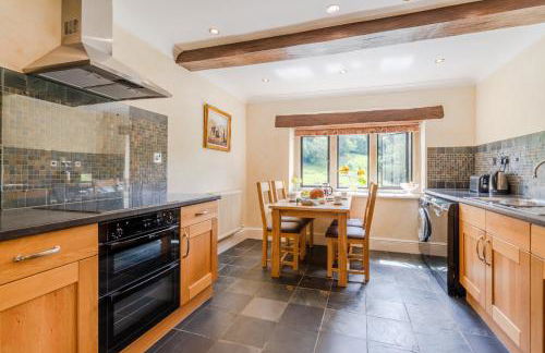 Lakeside Cottage - Photo 10