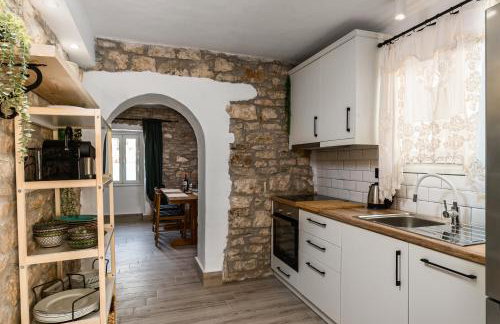 The Greystone House by Konnect, Views to the Sea - Photo 12