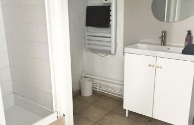 Cosy T1 30m2 avec cour en plein cœur de ville - Foto 14