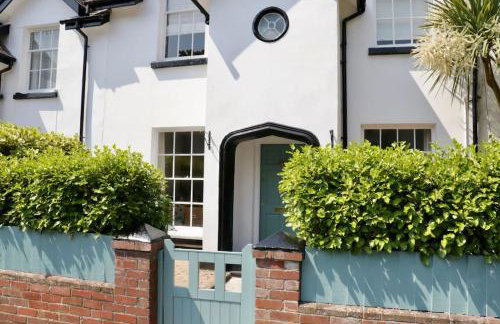 Bumblebee cottage Exmouth - Photo 9