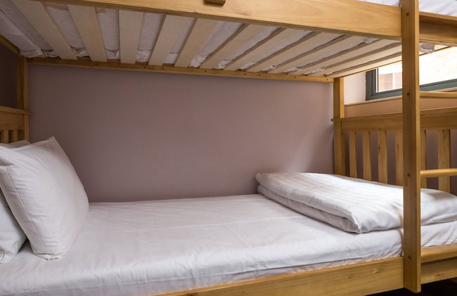 Roomzzz Leeds City - Foto 7