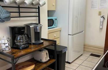 Large Historical Home for Groups Walk to Downtown! - Foto 17