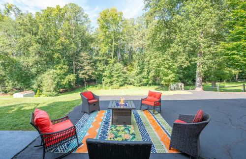 Martinsville Gem - Fireplace, Pets, Near the Park - Foto 1