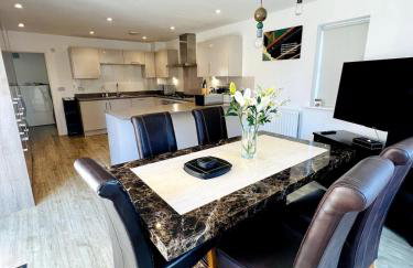 4 Bedroom home with study space - Foto 19