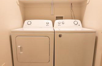 Two Pines Retreat - Brand New! - Foto 8