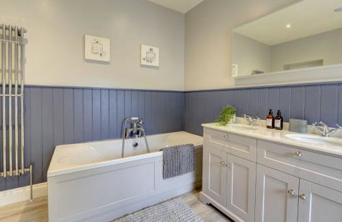 The Farm House - Photo 44