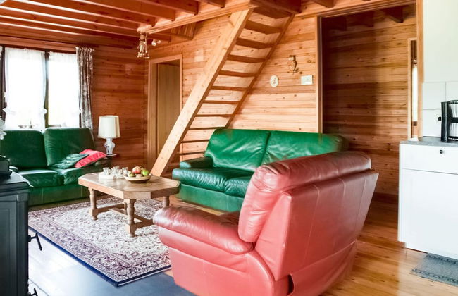 Peaceful Retreat With Sauna - Photo 13